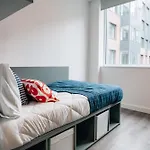 Canvas Point Campus Docklands Appartement *