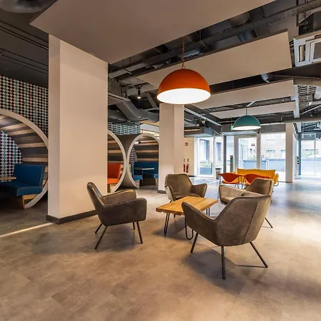 Canvas Point Campus Docklands *
