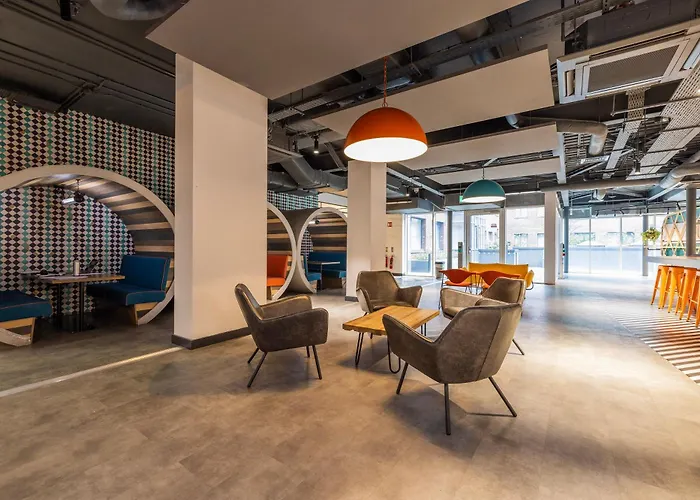 Canvas Point Campus Docklands *